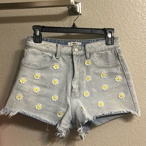 Forever 21 Woman’s Denim Short Light Denim